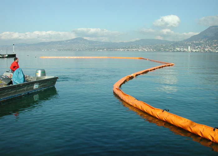 Barrage antipollution flottant Leman